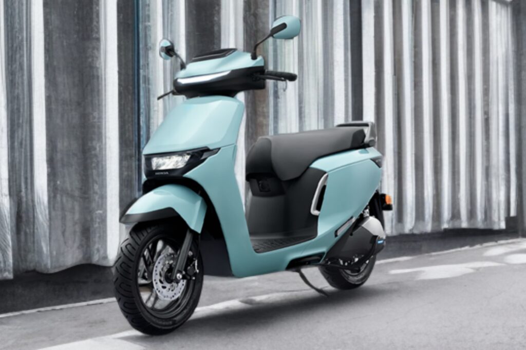 Honda Activa e: धांसू फीचर के साथ 102 km की रेंज 80 km प्रति घंटा की स्पीड कीमत मात्र इतना ही