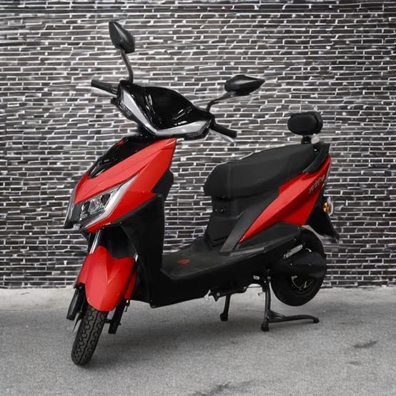 Yo Drift electric scooter: दमदार फीचर्स से लैस, मात्र 65,000 में आ रहा है यह इलेक्ट्रिक स्कूटर