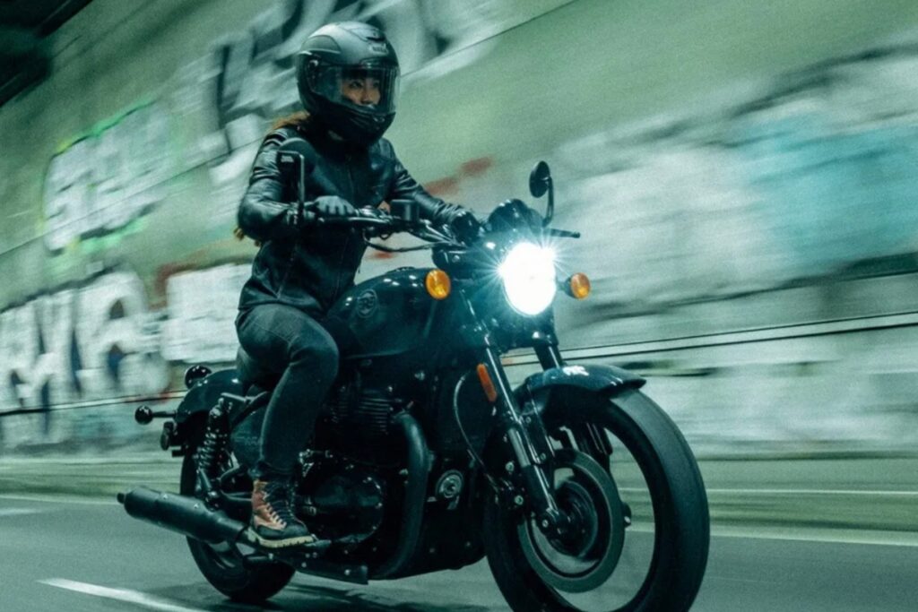 Royal Enfield shotgun 650: कीमत 3,50 लाख, लेकिन फीचर ऐसा की BMW की बाइक भी फेल