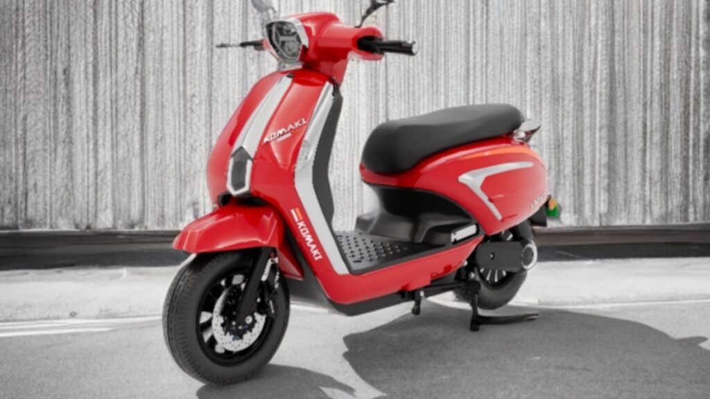 Komaki XR7 Electric Scooter Launch: मात्र 90,000 मे मिलेगी 322 किलोमीटर की रेंज