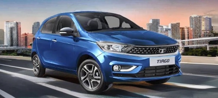 Tata Tiago 2025: कम दाम में जबरदस्त फीचर्स,आपकी फैमिली के लिए परफेक्ट