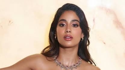 Janhvi kapoor Net worth 2025 : यानी भारतीय अभिनेत्री जानह्वी कुल कितने करोड़ की मालिक है